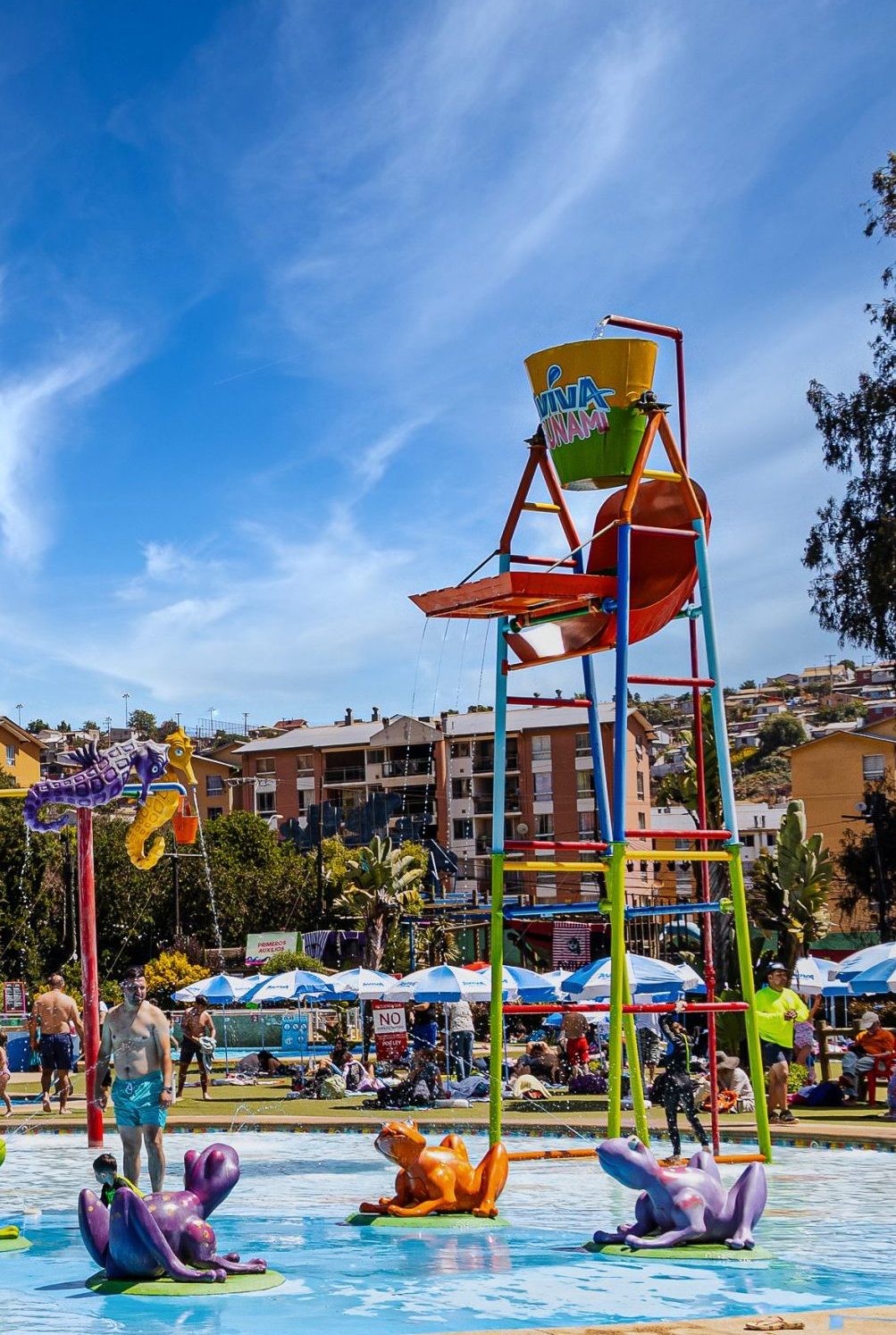 Plaza De Agua Parque Acuatico Aviva